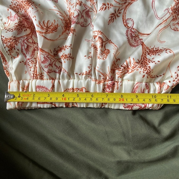 Aritzia Little Moon patterned silk shorts - Picture 9 of 9